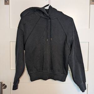Everlane Black hoodie. Women's black hoodie. Everlane.